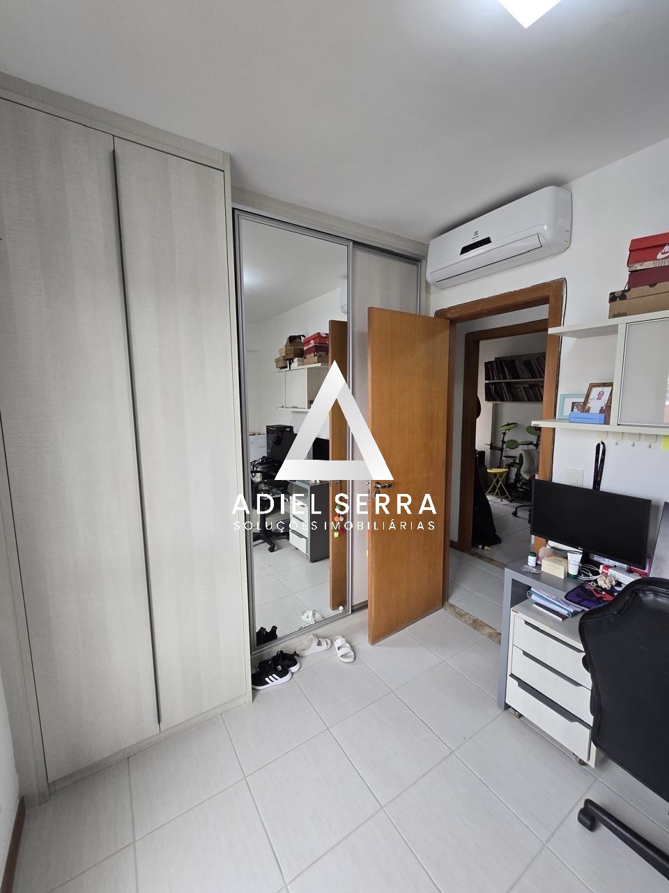 Apartamento - Costa azul