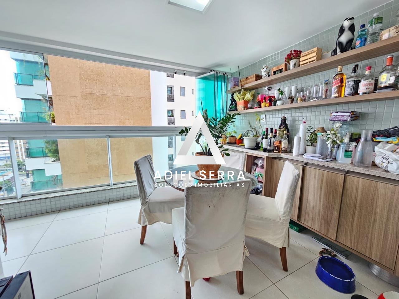 Apartamento - Caminho das árvores