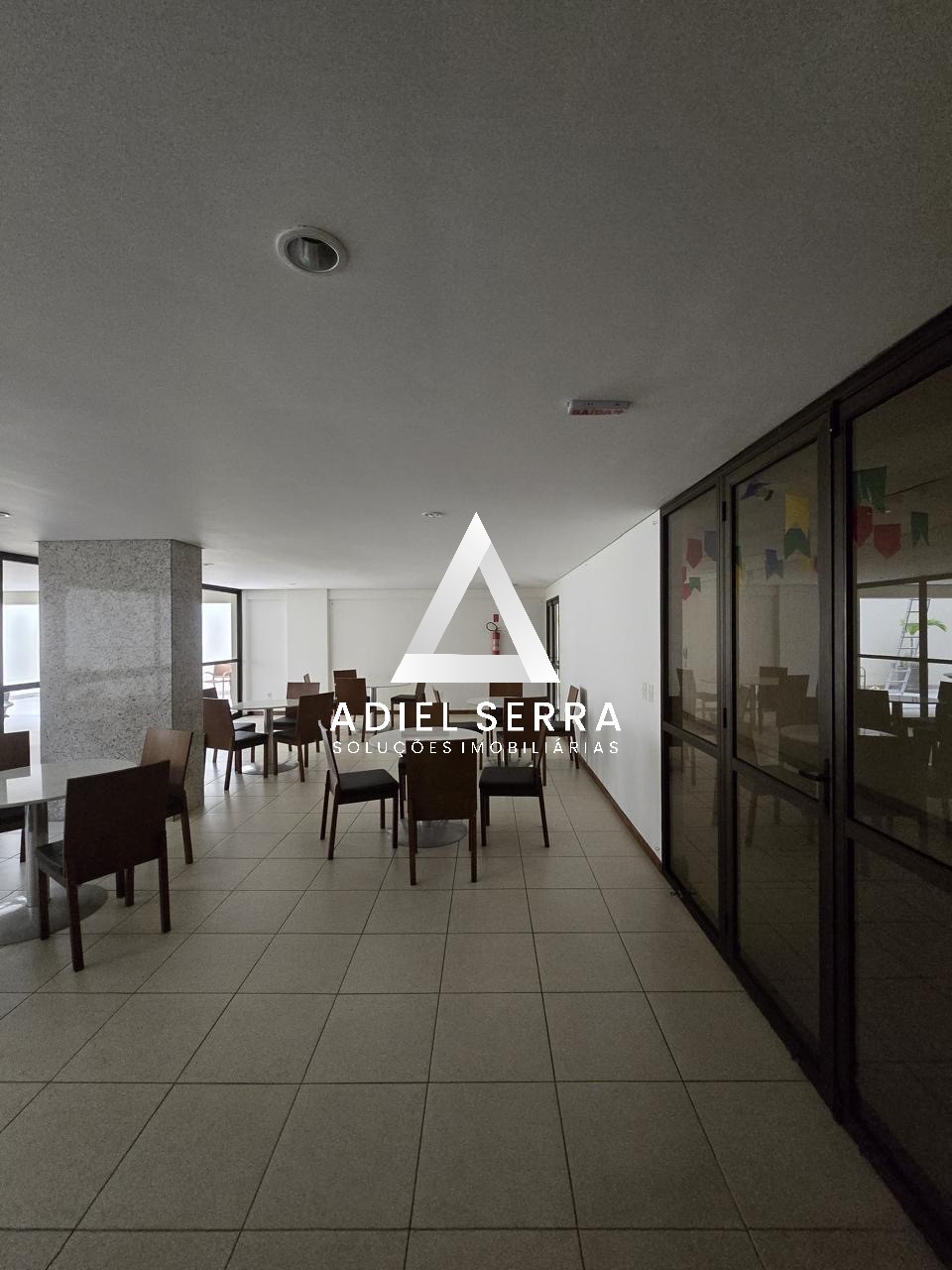 Apartamento - Costa azul