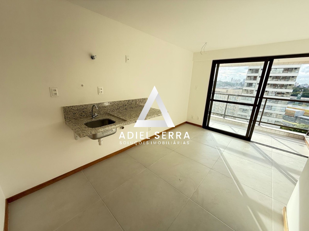 Apartamento - Caminho das árvores