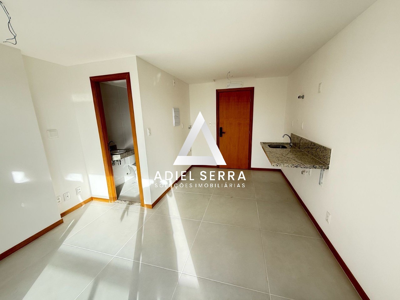 Apartamento - Caminho das árvores