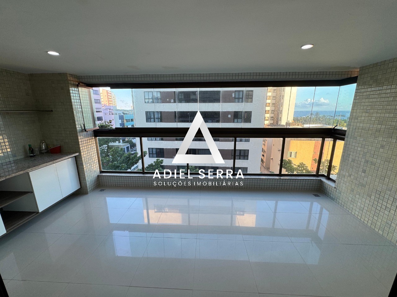 Apartamento - Costa azul