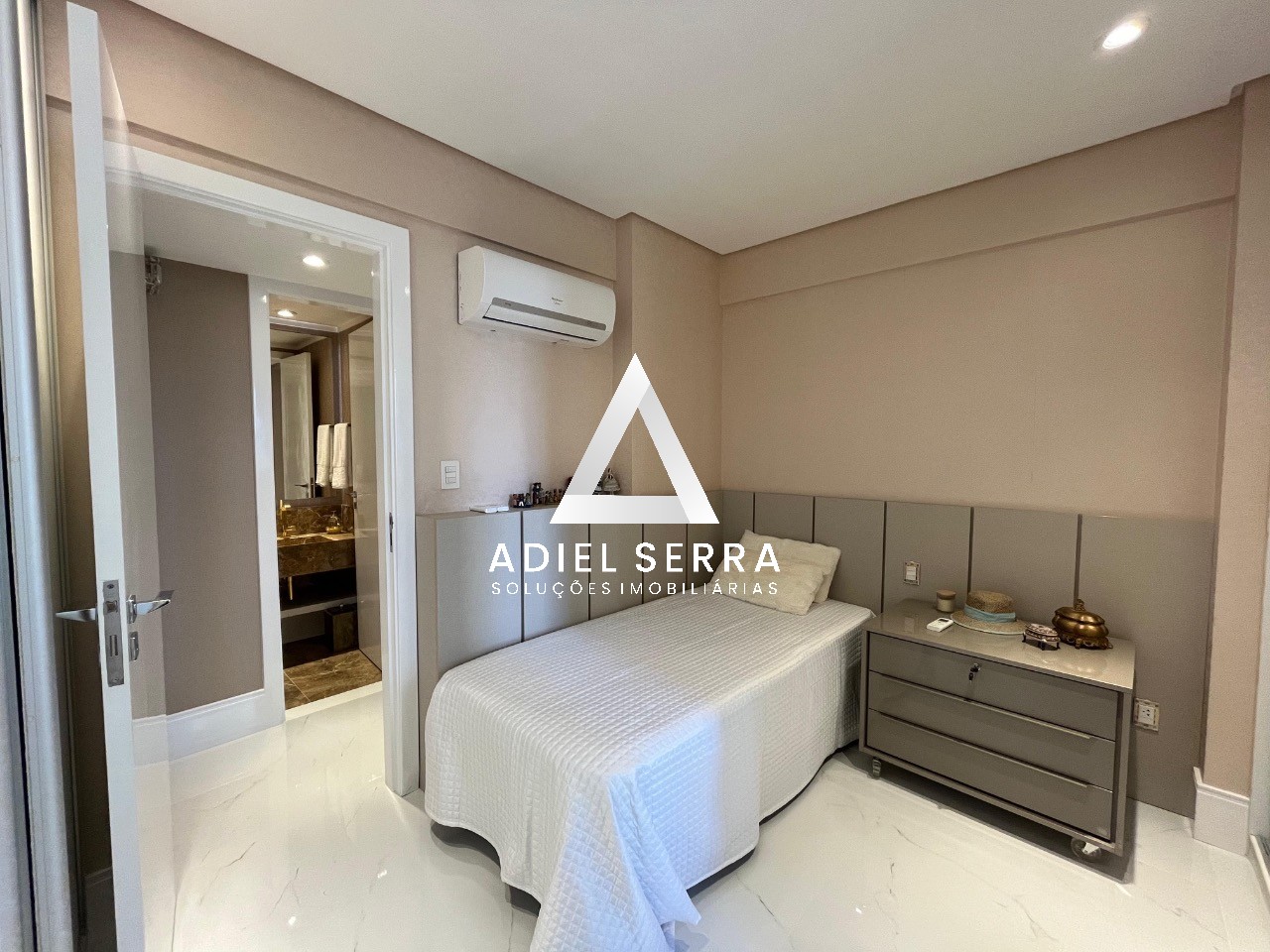 Apartamento - Horto florestal