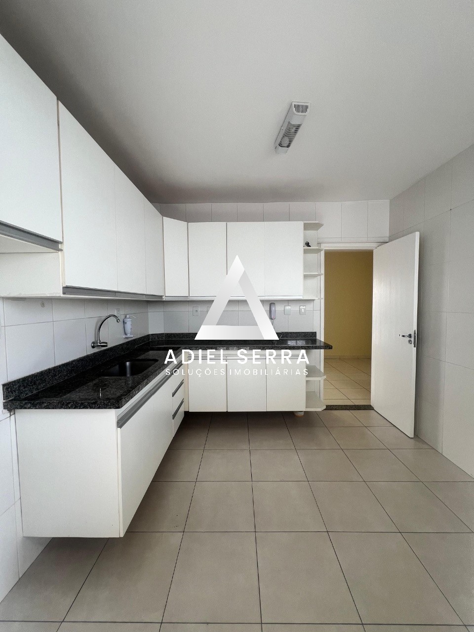 Apartamento - Itaigara