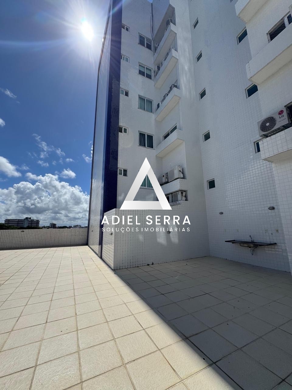 Apartamento - Pitangueiras