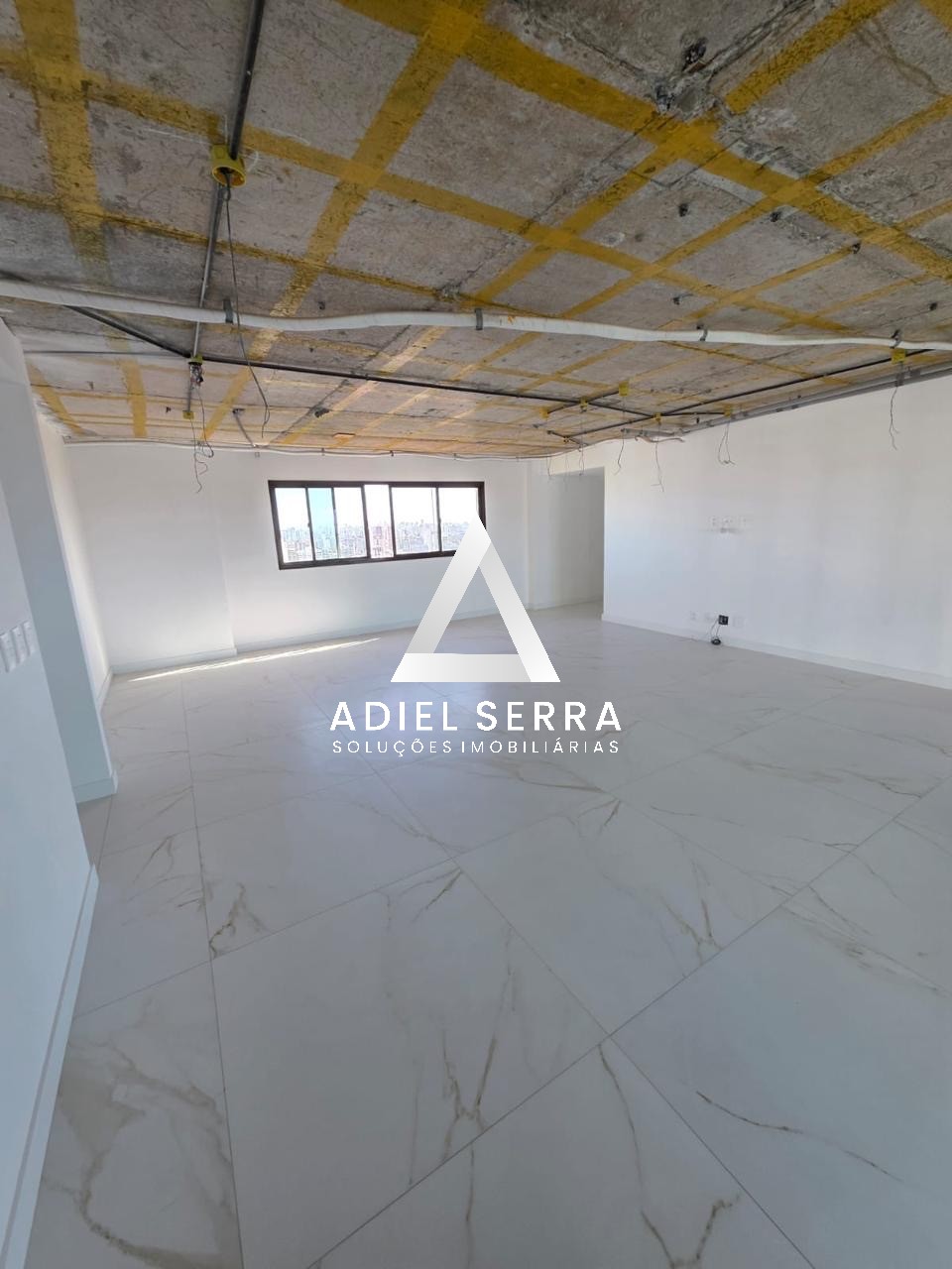 Apartamento - Caminho das árvores