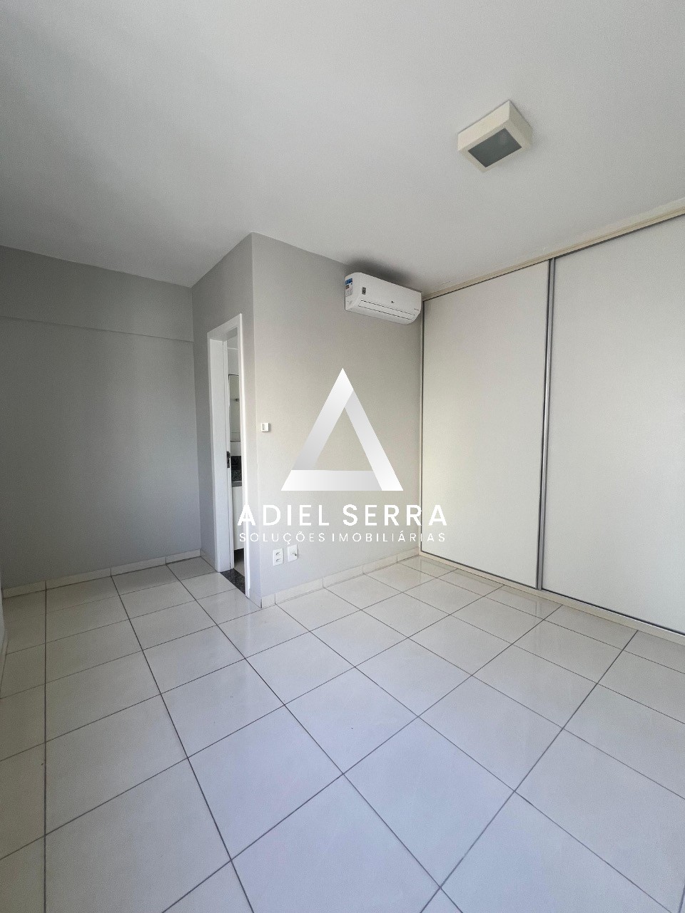 Apartamento - Itaigara