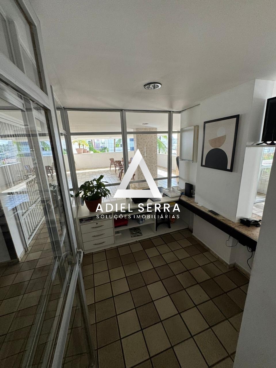 Apartamento - Caminho das árvores