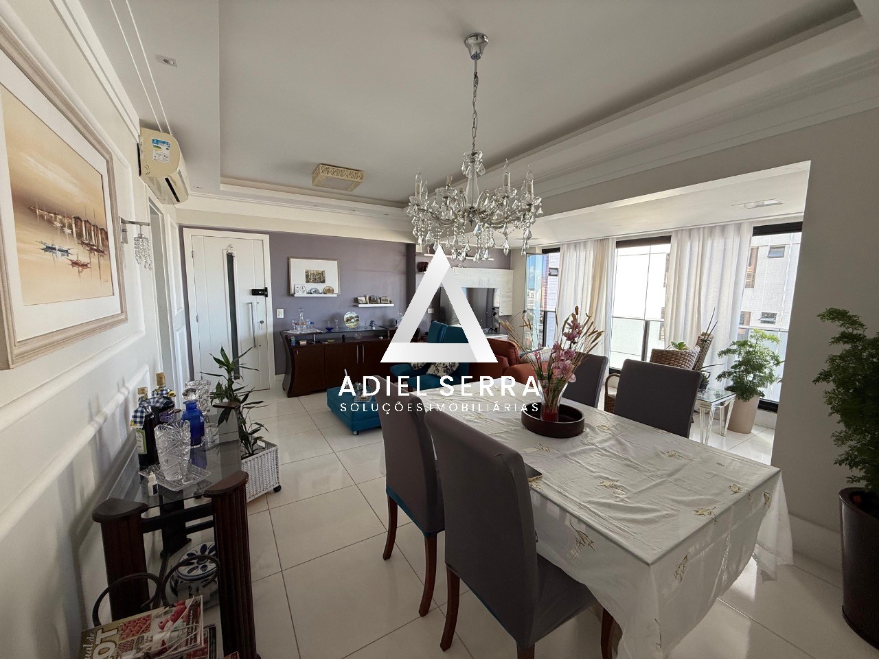 Apartamento - Caminho das árvores