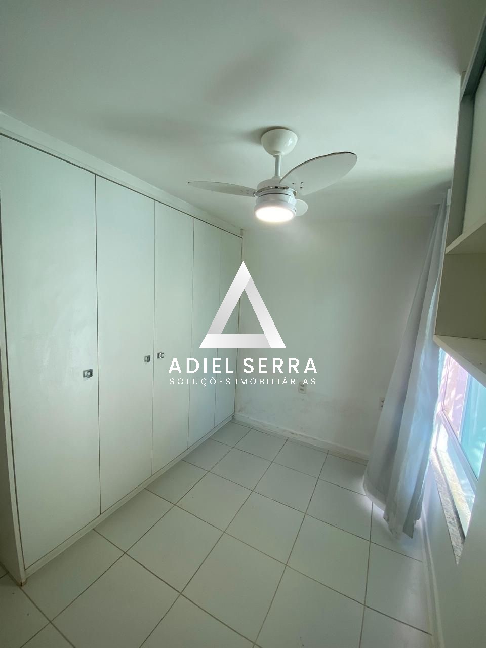 Apartamento - Buraquinho