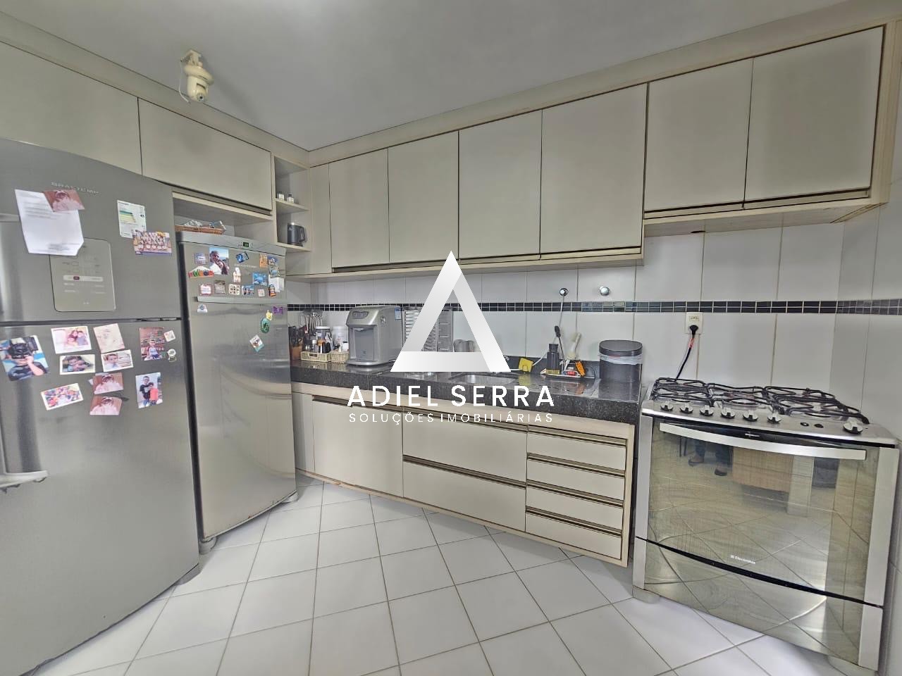 Apartamento - Caminho das árvores