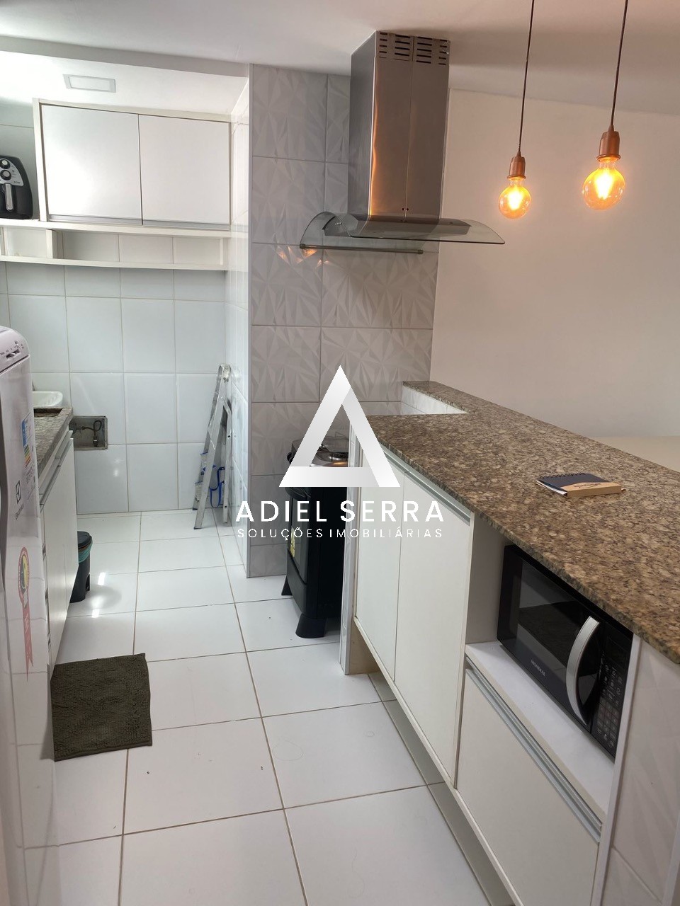 Apartamento - Buraquinho