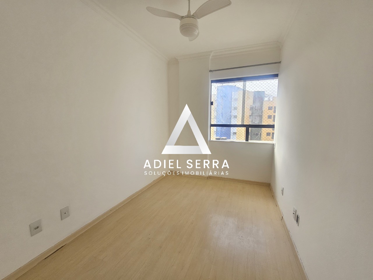 Apartamento - Caminho das árvores