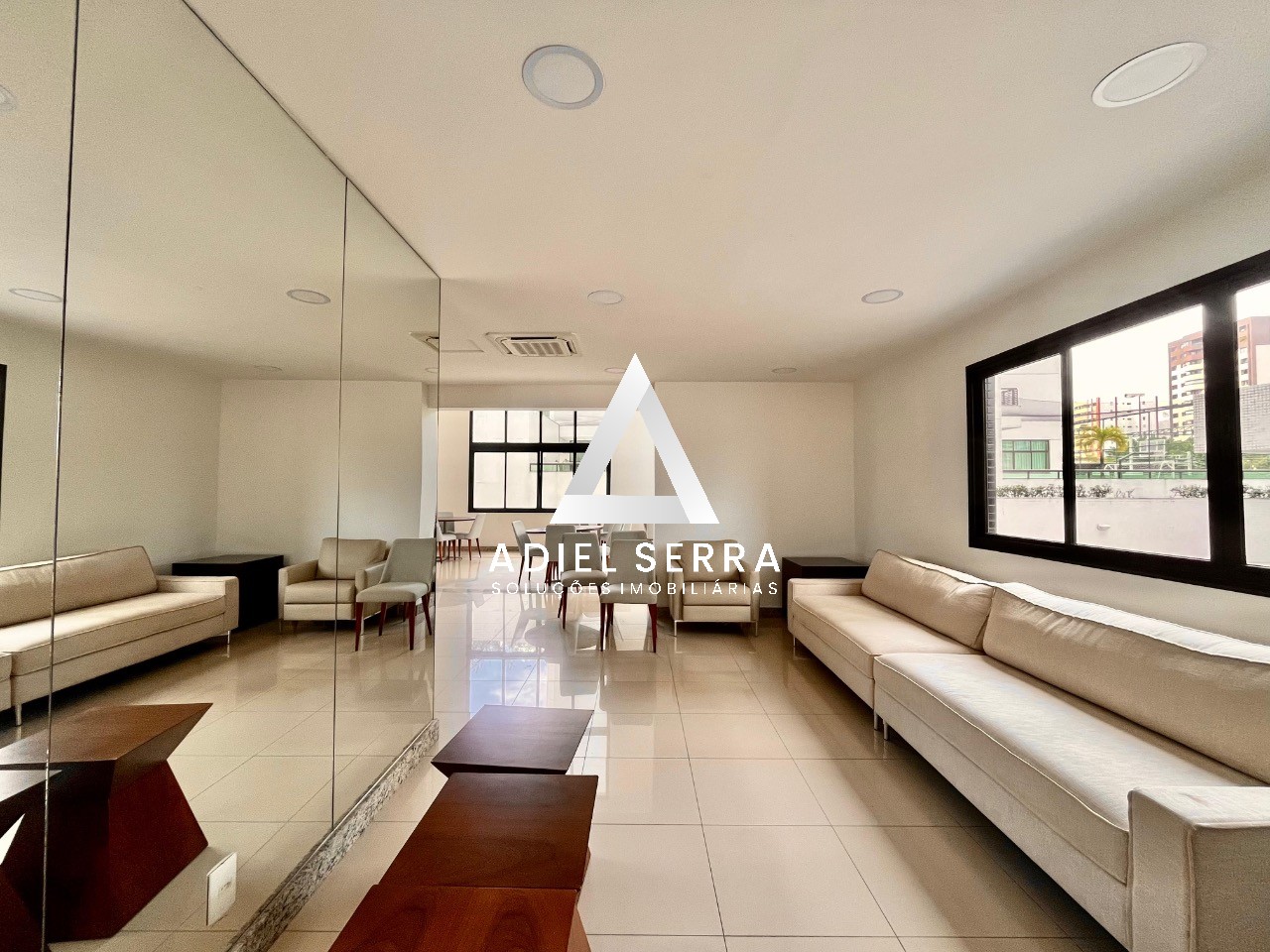 Apartamento - Caminho das árvores
