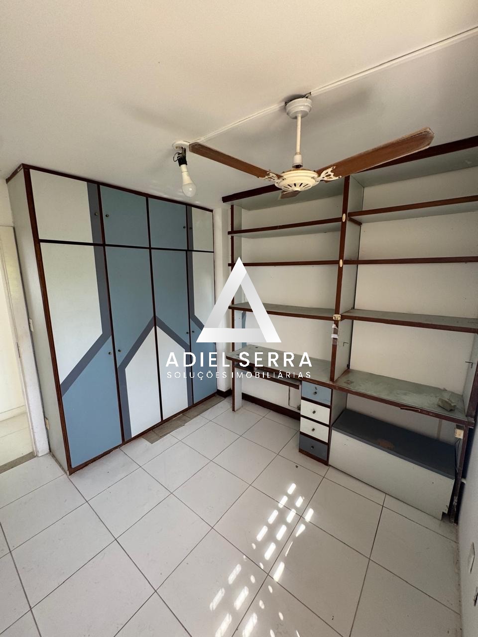 Apartamento - Caminho das árvores