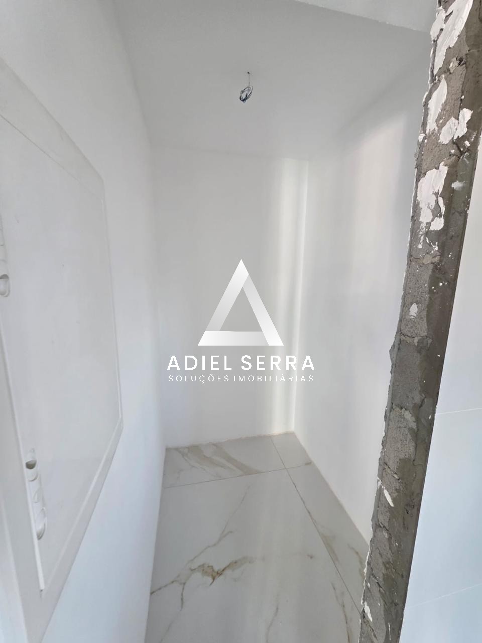 Apartamento - Caminho das árvores