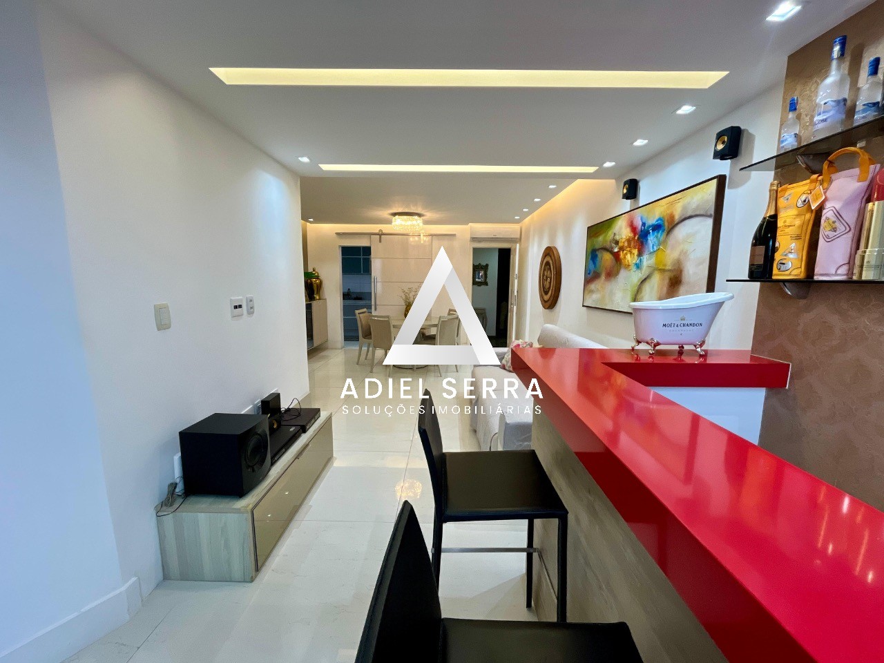 Apartamento - Caminho das árvores