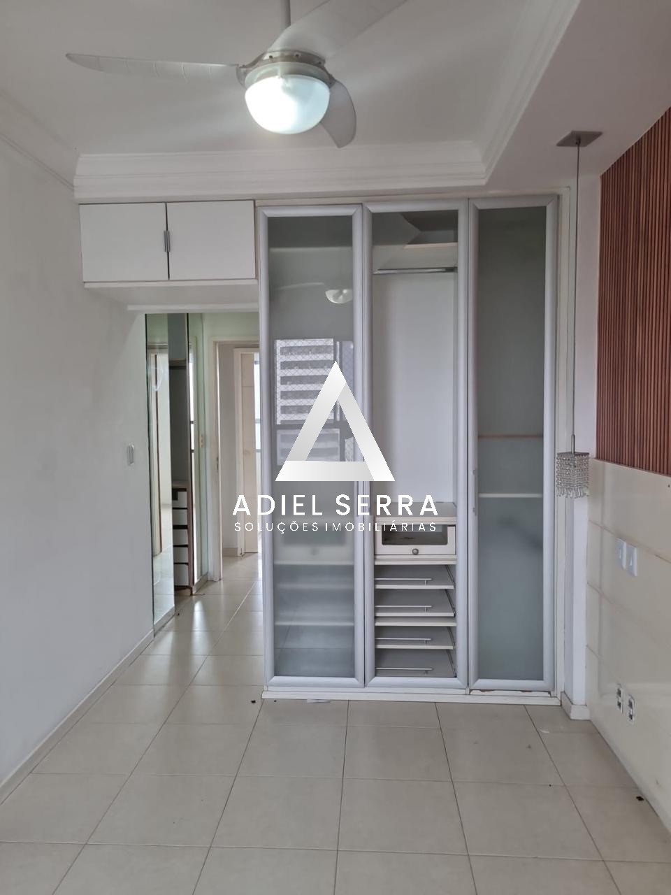 Apartamento - Caminho das árvores