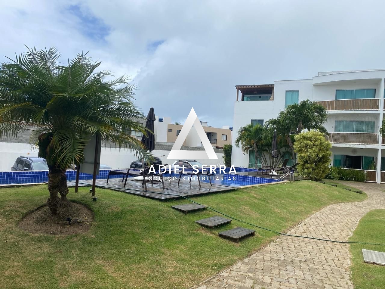 Apartamento - Buraquinho