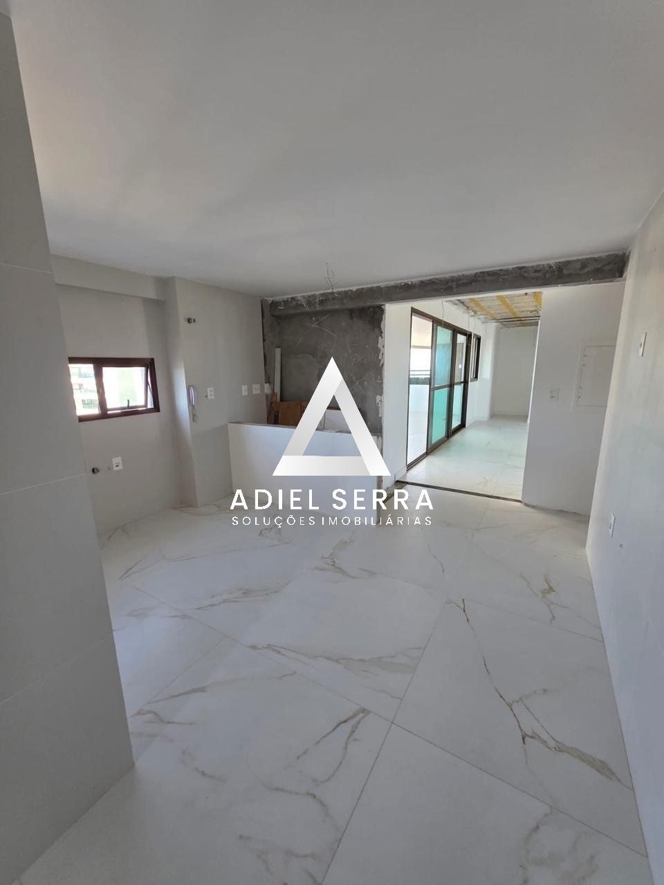 Apartamento - Caminho das árvores