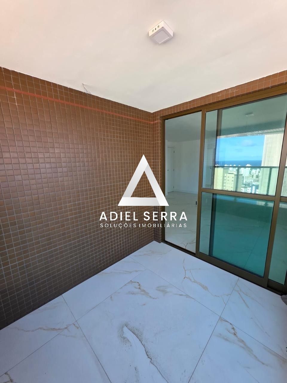 Apartamento - Caminho das árvores