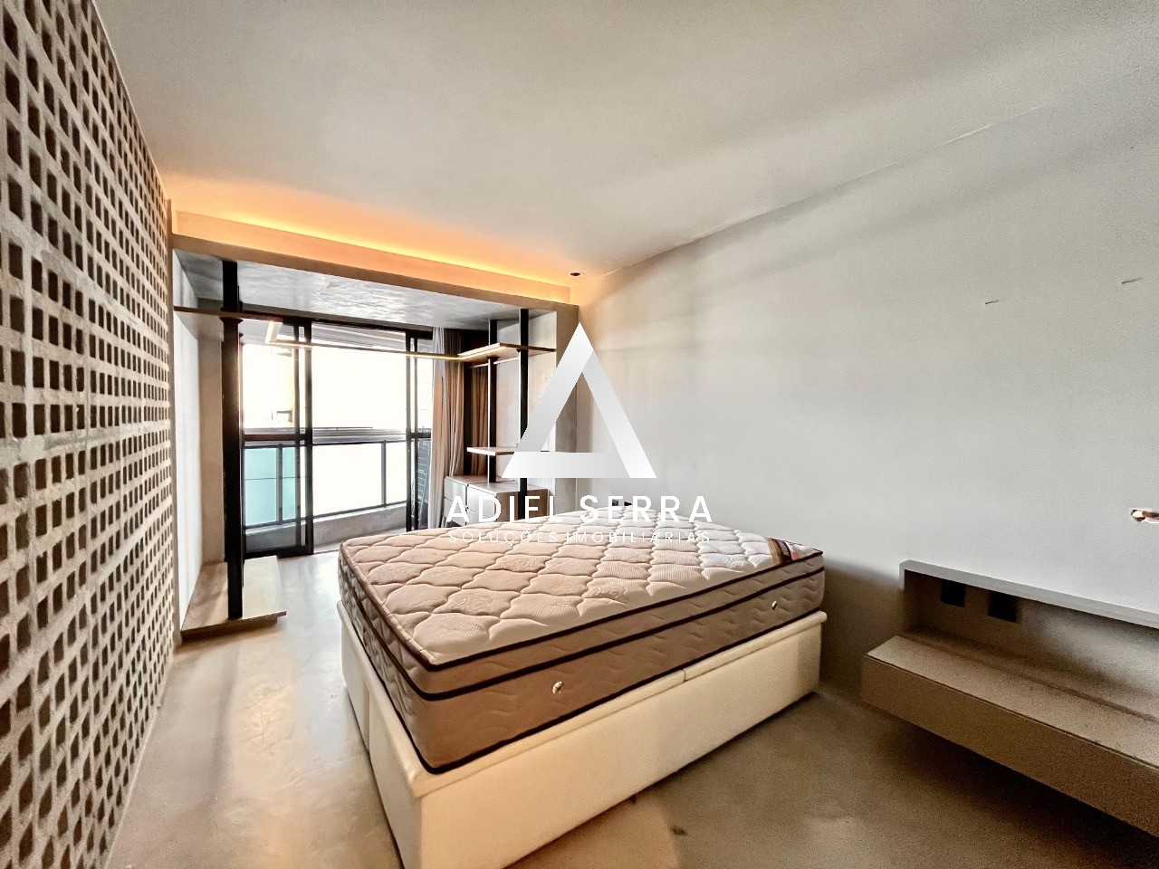 Apartamento - Caminho das árvores