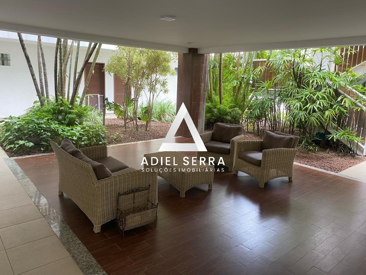 Apartamento - Buraquinho