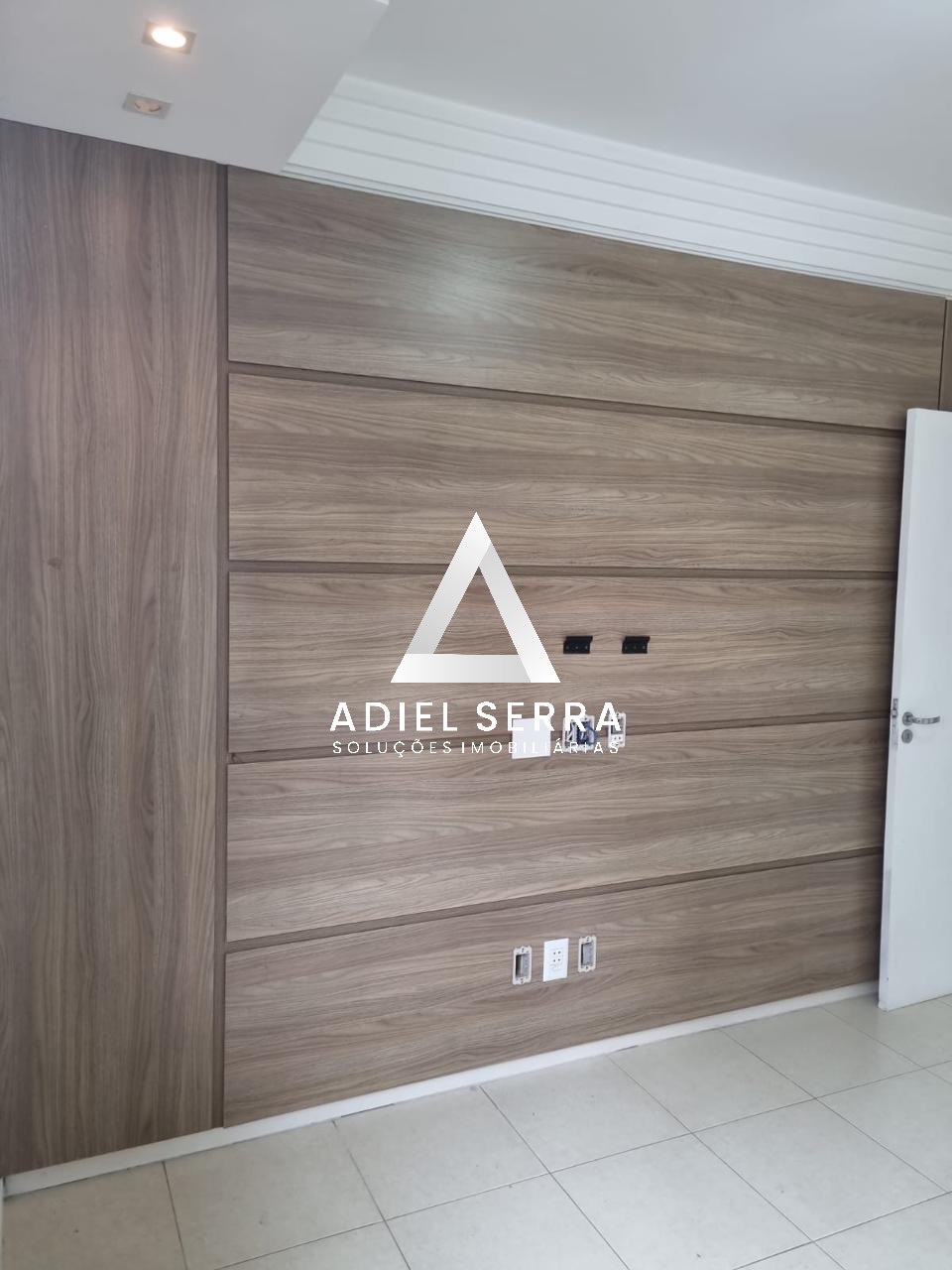 Apartamento - Caminho das árvores