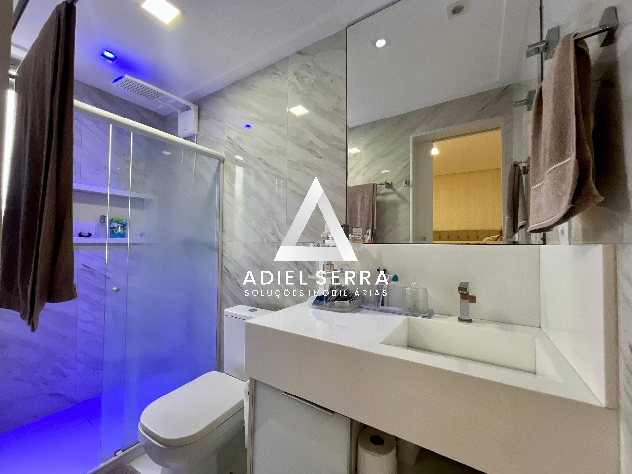 Apartamento - Caminho das árvores