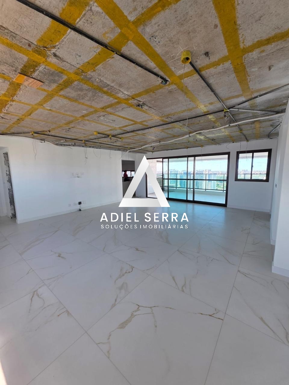 Apartamento - Caminho das árvores