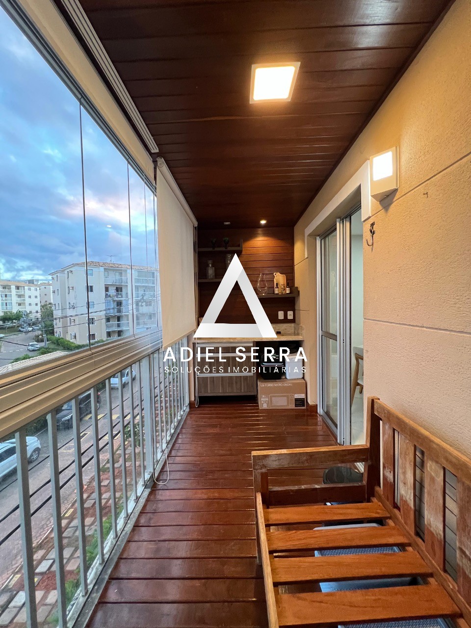 Apartamento - Buraquinho