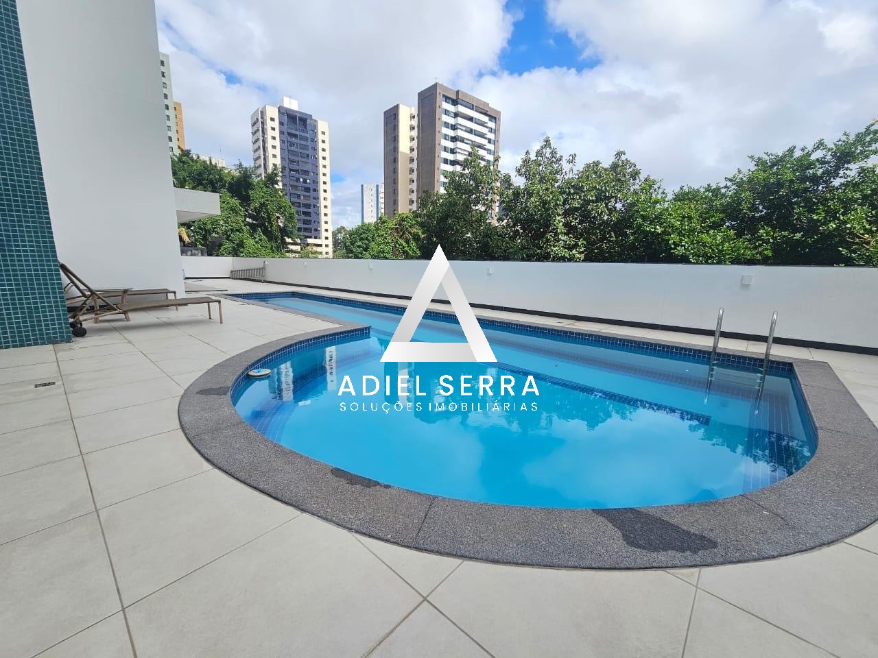 Apartamento - Caminho das árvores