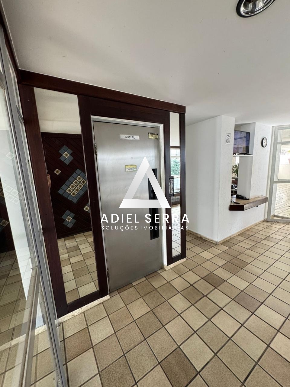 Apartamento - Caminho das árvores