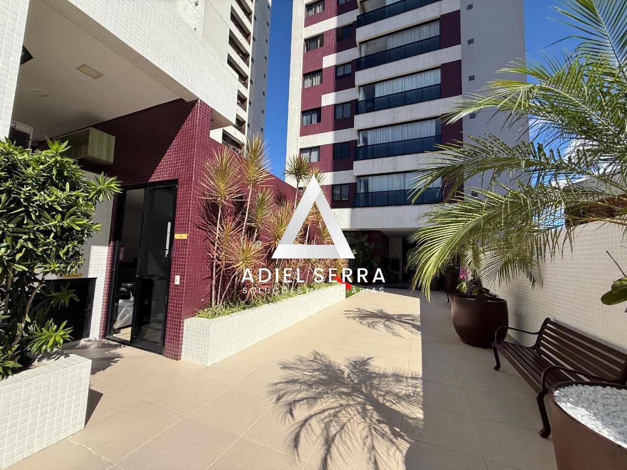 Apartamento - Caminho das árvores