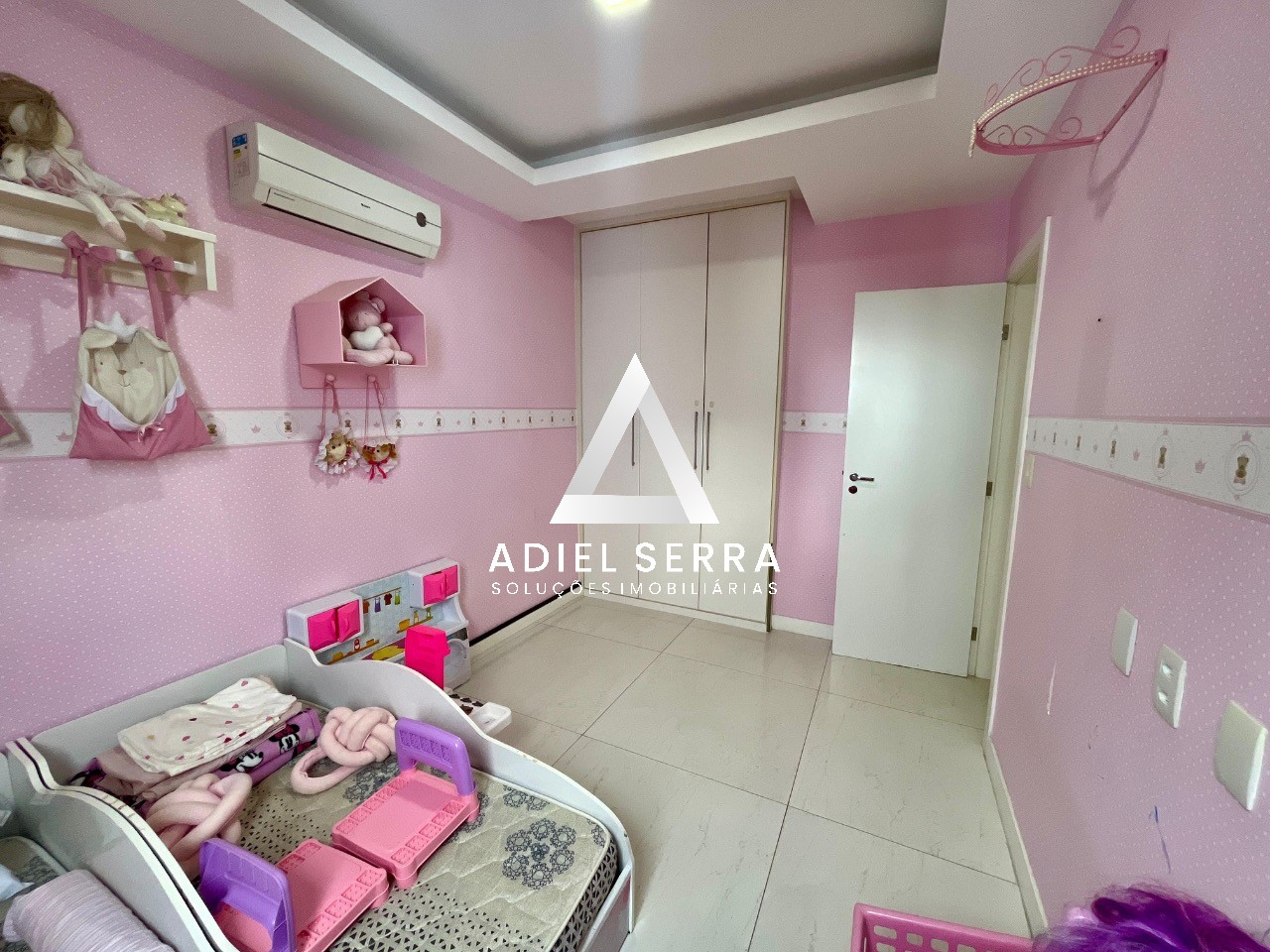 Apartamento - Caminho das árvores