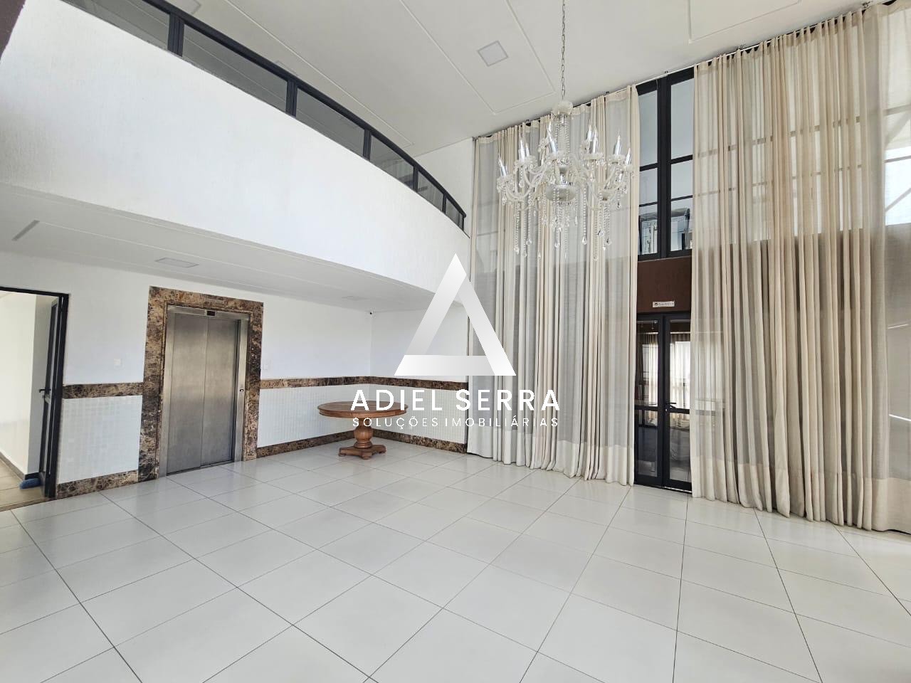 Apartamento - Caminho das árvores