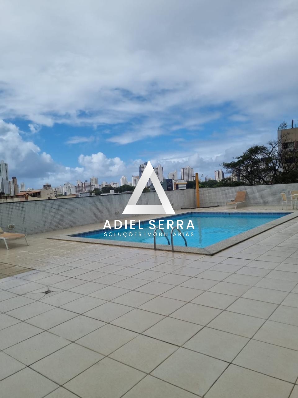Apartamento - Caminho das árvores