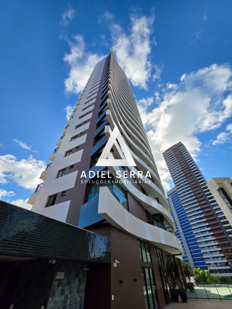 Apartamento - Caminho das árvores