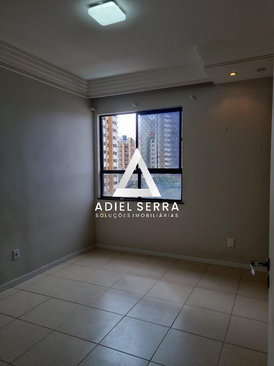 Apartamento - Caminho das árvores