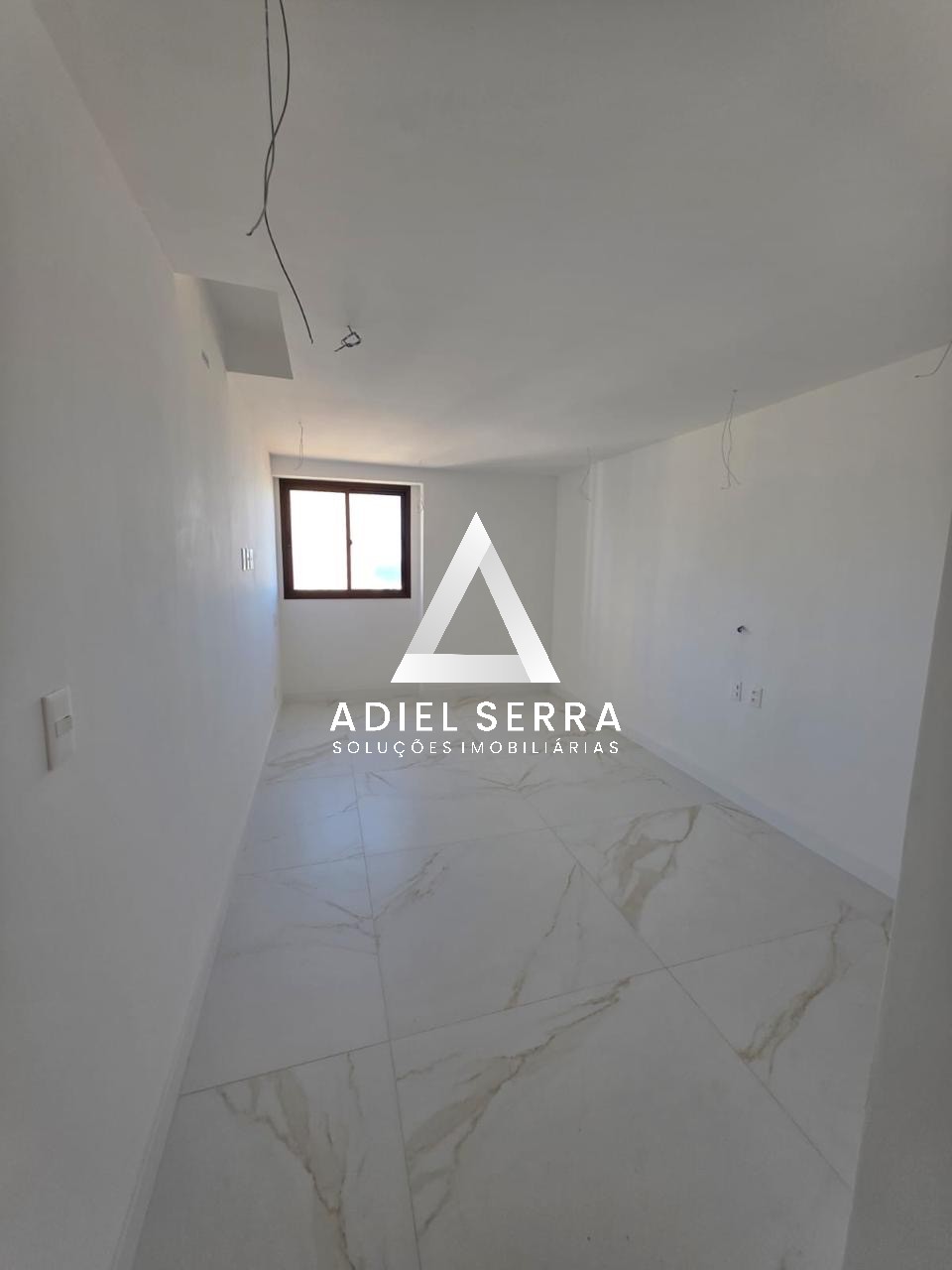 Apartamento - Caminho das árvores