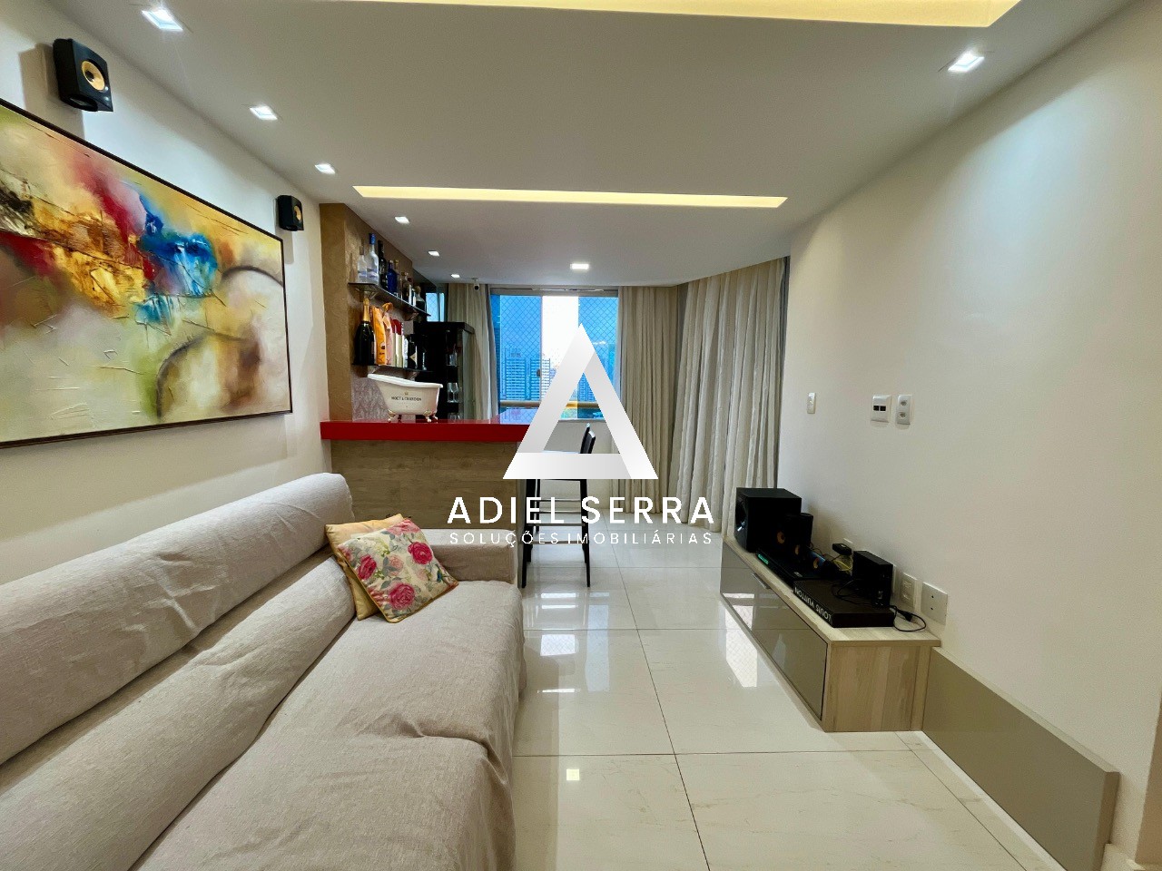 Apartamento - Caminho das árvores