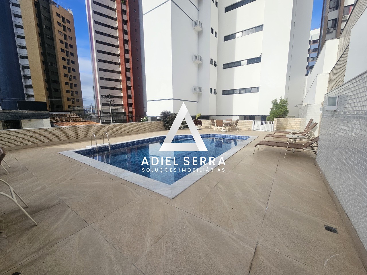 Apartamento - Caminho das árvores