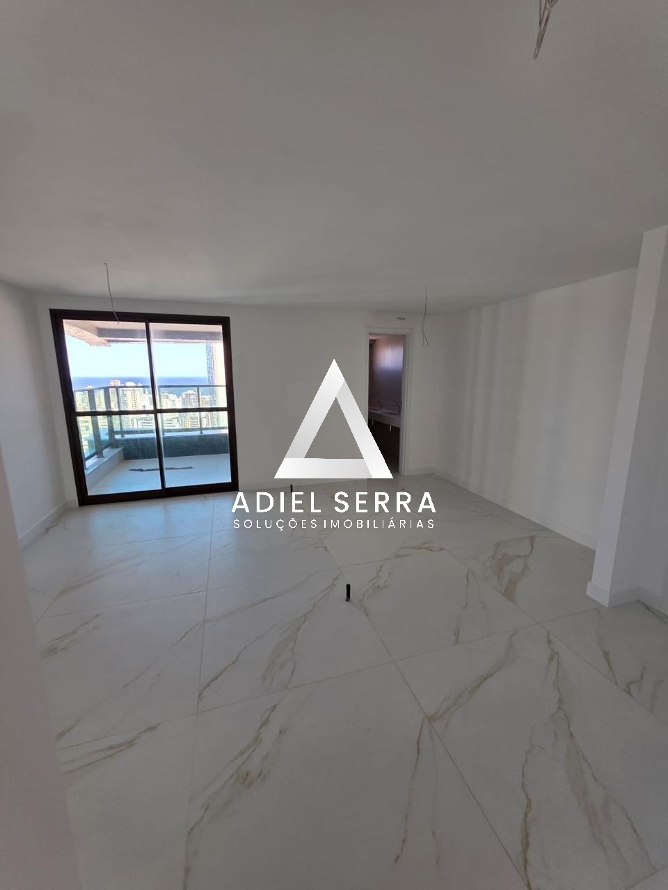 Apartamento - Caminho das árvores