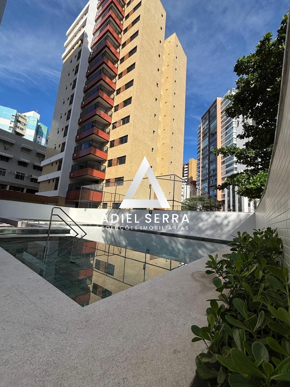 Apartamento - Itaigara