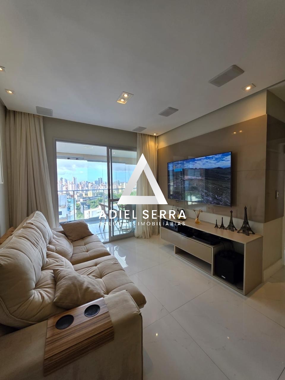 Apartamento - Itaigara