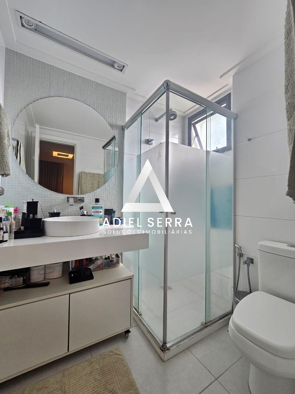 Apartamento - Caminho das árvores