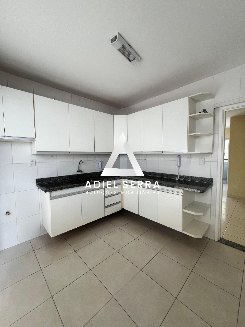 Apartamento - Itaigara