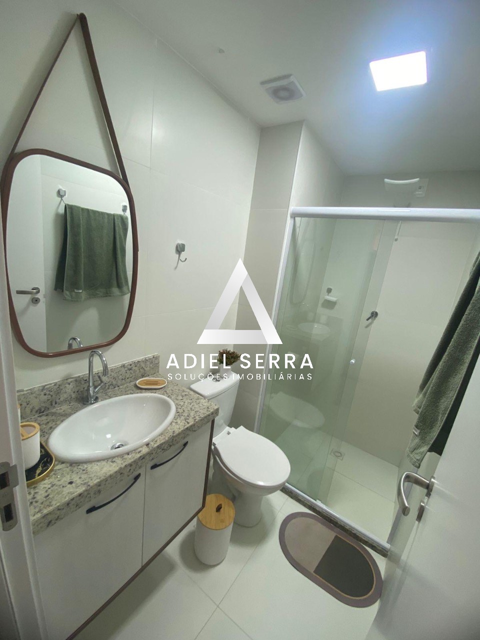 Apartamento - Caminho das árvores