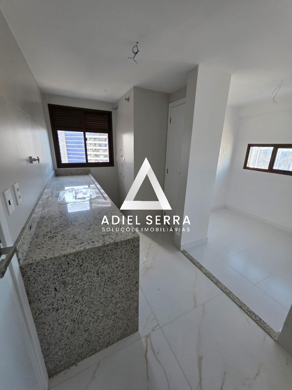 Apartamento - Caminho das árvores