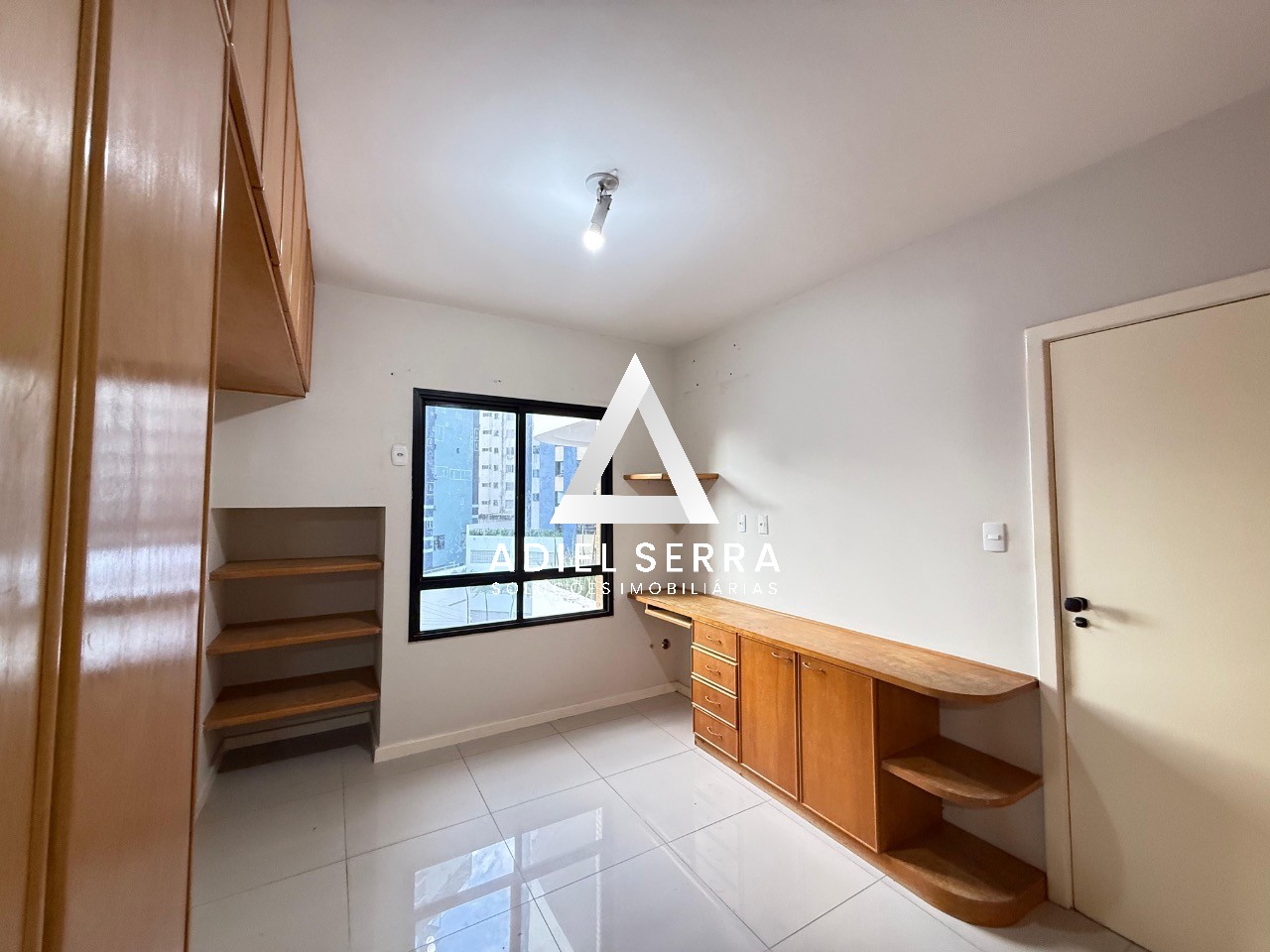 Apartamento - Caminho das árvores